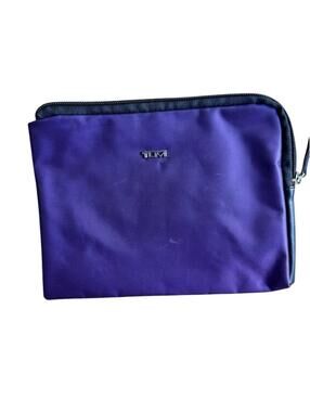 Tumi for Delta Airlines Amenity Kit Bag Purple Nylon Pouch